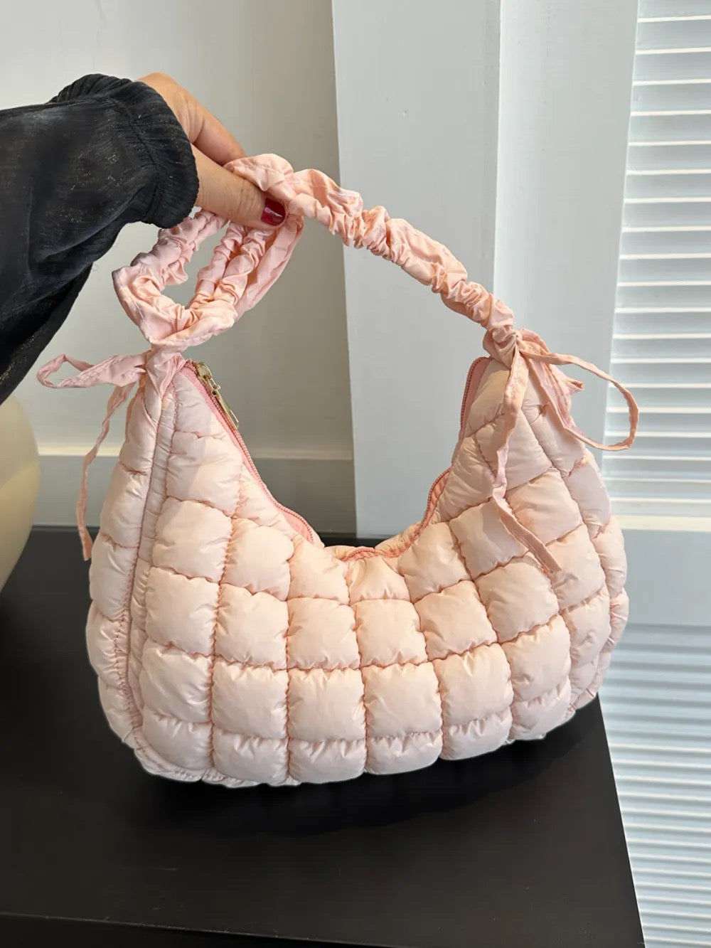 Bubble Quilted Hand Bag Pink