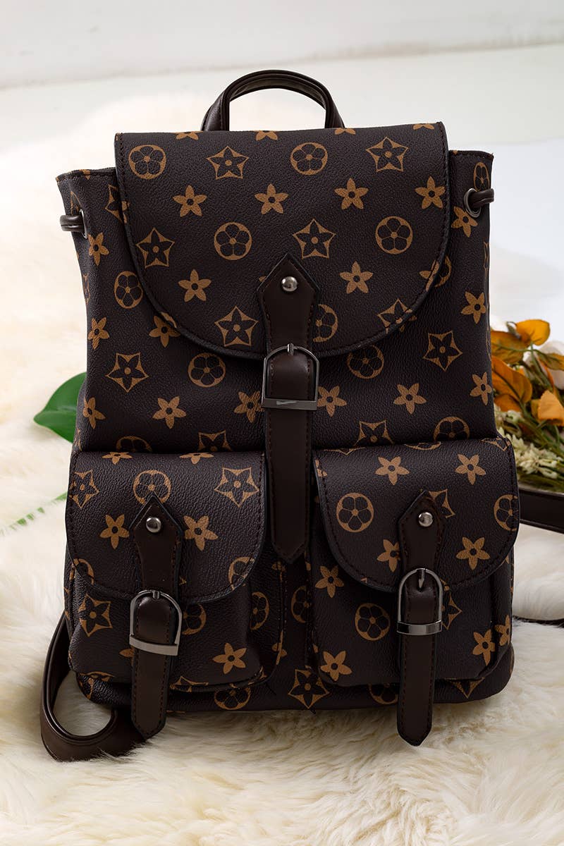 Mochila de piel con forma de estrella (marrón oscuro)