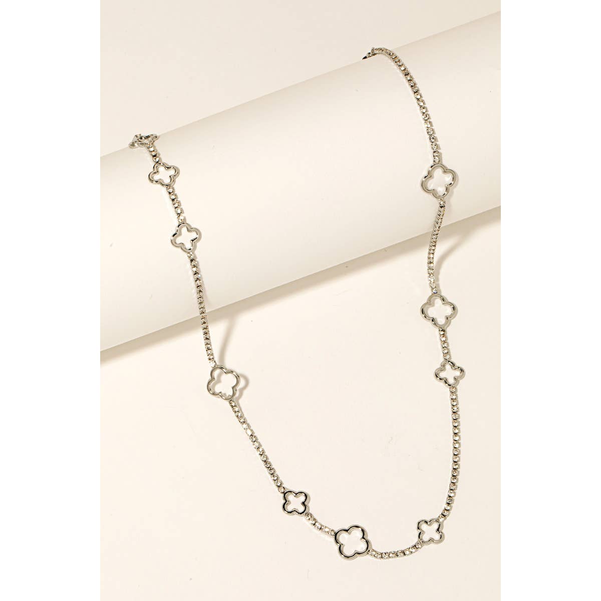 Rhinestone And Clover Chain Necklace Anarchy Street (Silver)