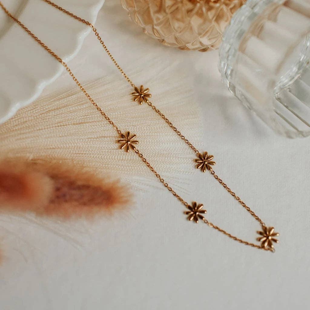 Anna Floral Necklace Silver by Mauve